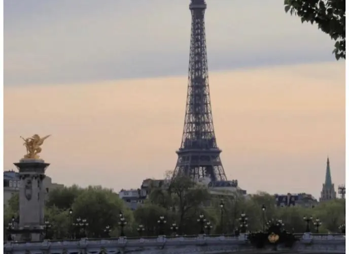 Studio Parisien Eiffel 7e * Párizs